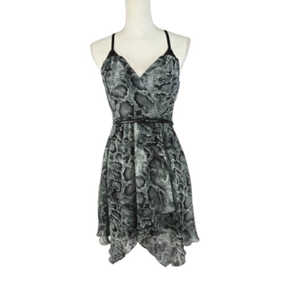 Women’s Snake Print Handkerchief Hem Dress V Neck Size Medium